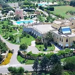 Szálloda Sangiorgio Resort Hotel & Spa With Restaurant Cutrofiano