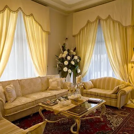 Sangiorgio & 5* Cutrofiano