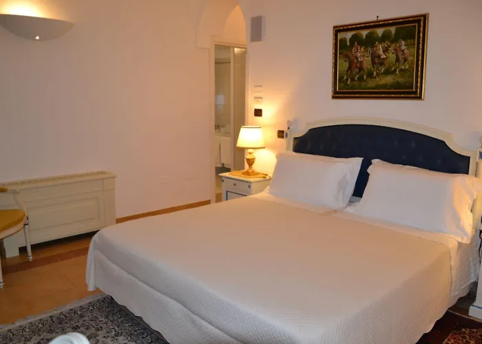 ホテル Sangiorgio & クトロフィアーノ