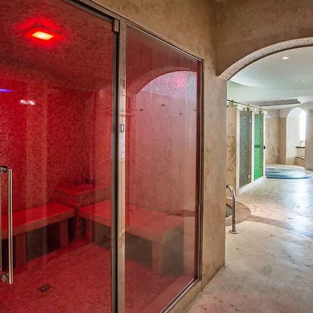 Sangiorgio & 5* Cutrofiano